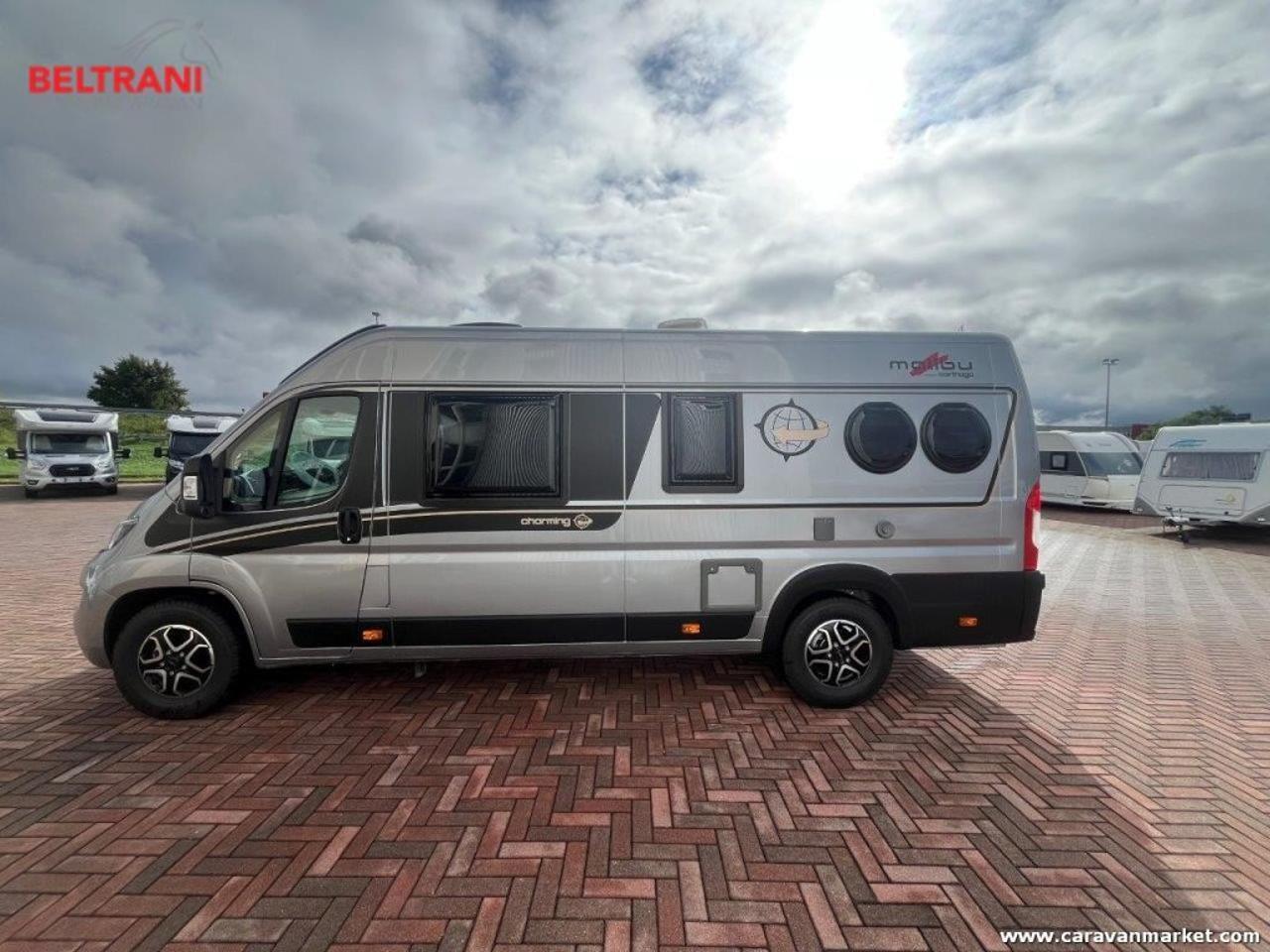 VAN FIRST CLASS TWO ROOMS GT SKYVIEW 640 LE RB