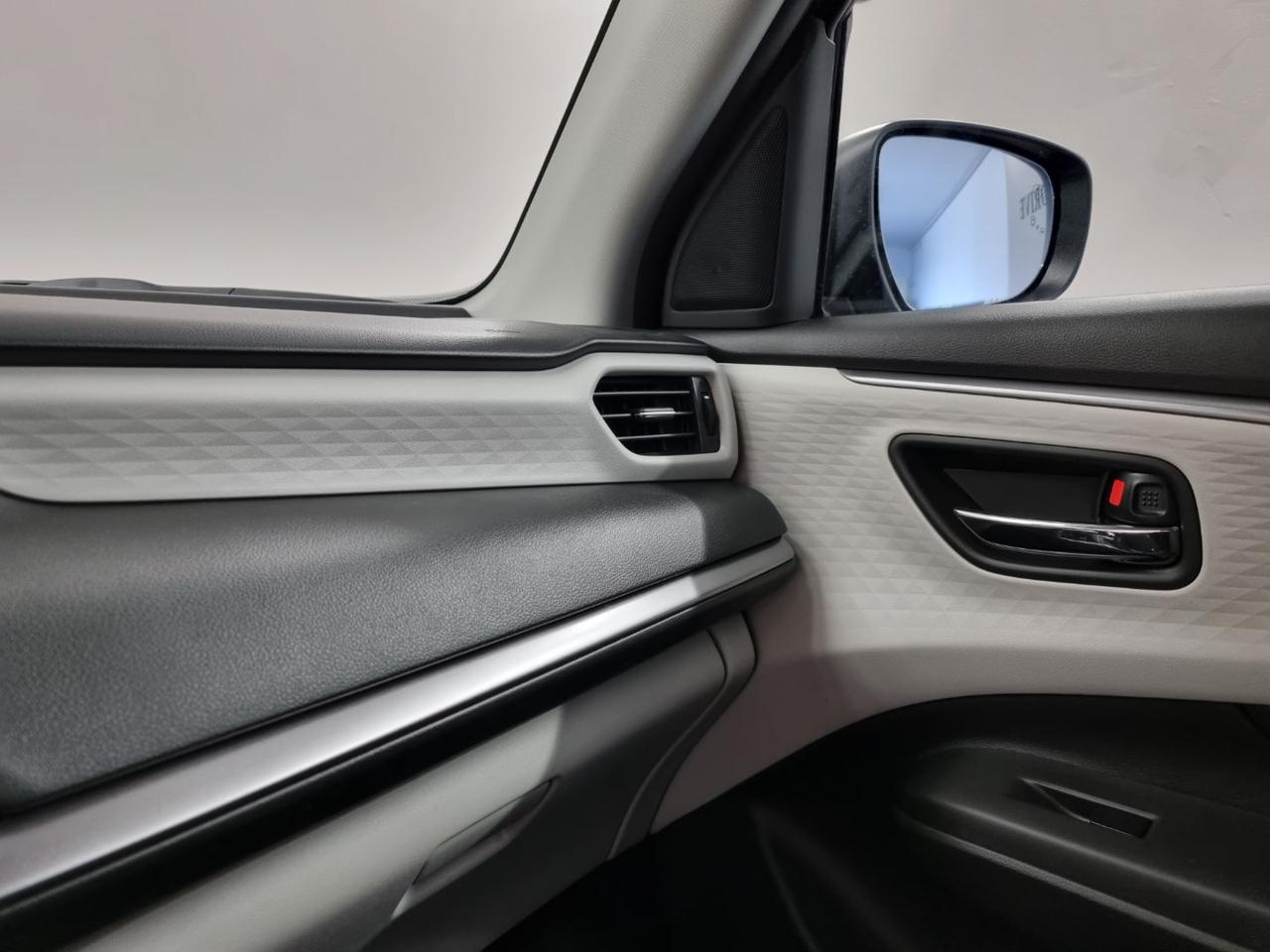 SUZUKI Swift 1.2 Hybrid 4WD AllGrip Top - 27