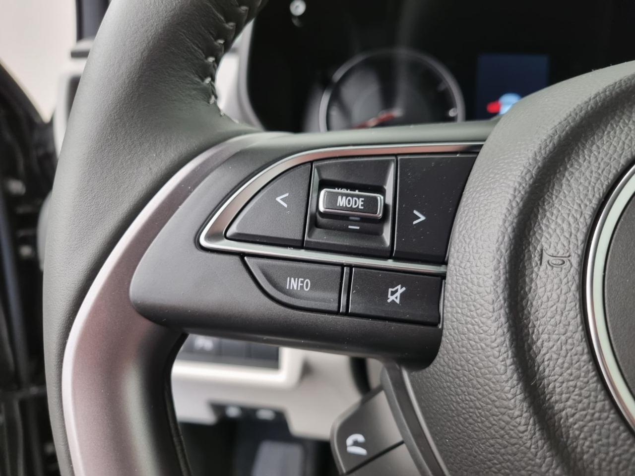 SUZUKI Swift 1.2 Hybrid 4WD AllGrip Top - 15