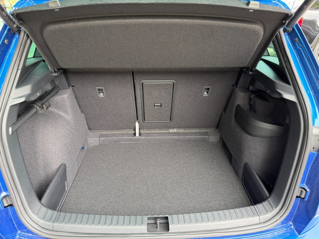 SKODA Karoq 1.5 TSI DSG SportLine GANCIO Matrix Cam Smart Link - 19