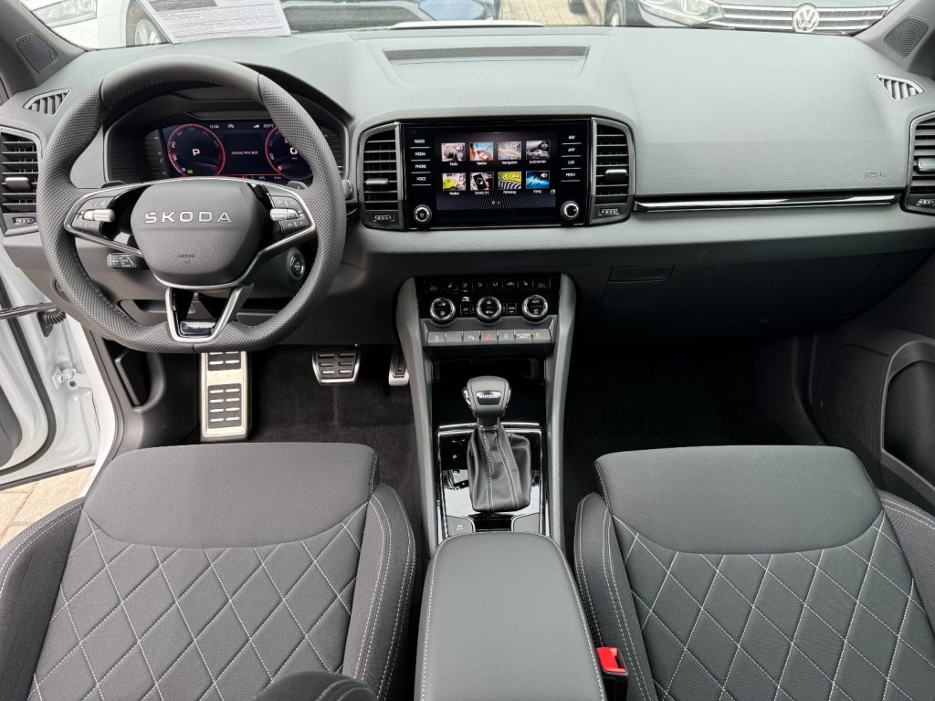 SKODA Karoq 1.5 TSI DSG SportLine GANCIO Matrix Cam Smart Link - 6