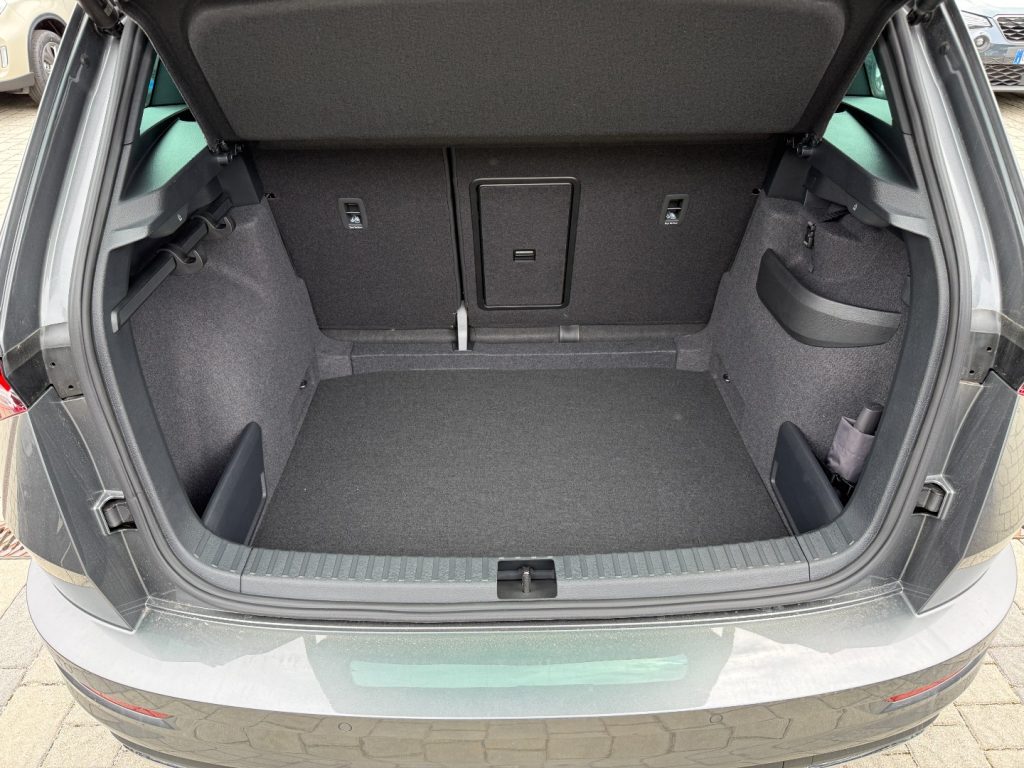 SKODA Karoq 1.5 TSI DSG SportLine GANCIO Matrix Cam Smart Link - 17