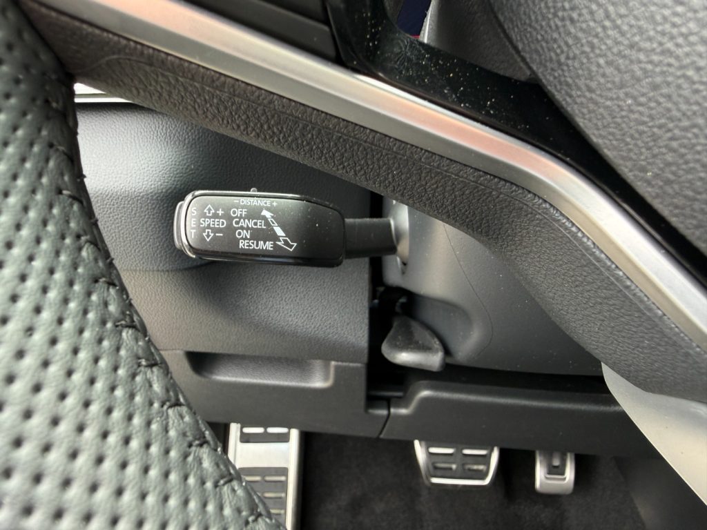 SKODA Karoq 1.5 TSI DSG SportLine GANCIO Matrix Cam Smart Link - 7