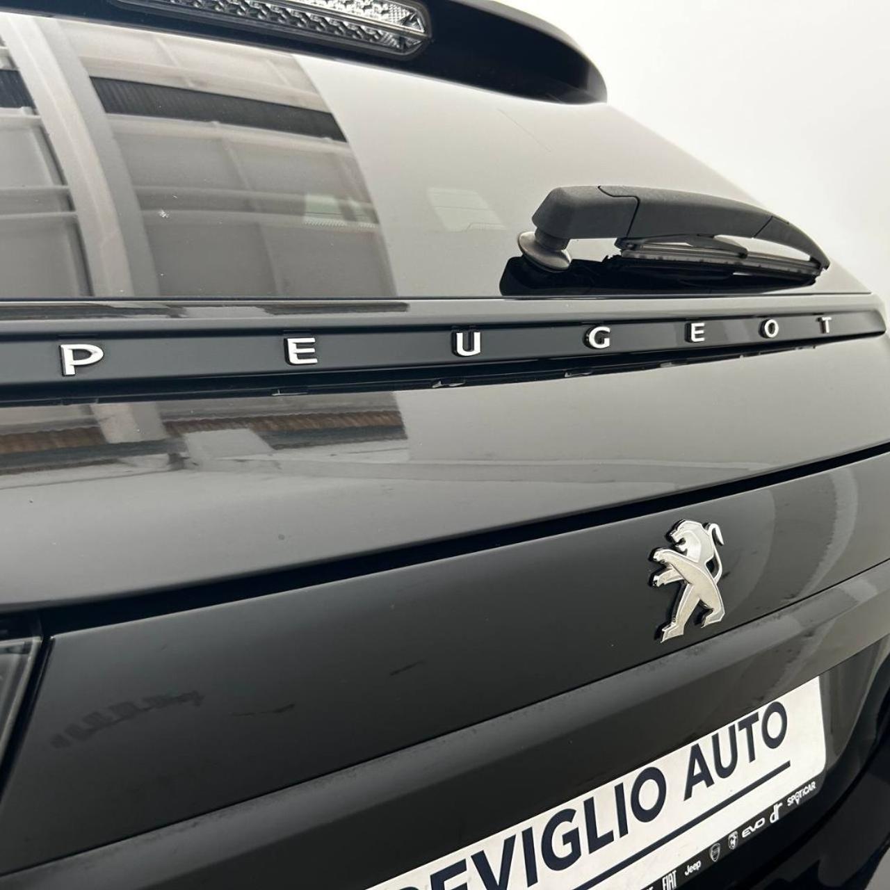 PEUGEOT 508 Plug-in Hybrid 225 e-EAT8 SW GT TETTO APRIBILE - 44