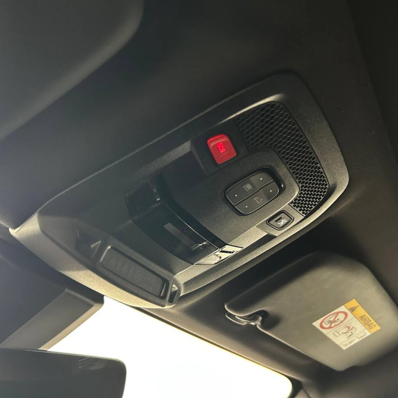 PEUGEOT 508 Plug-in Hybrid 225 e-EAT8 SW GT TETTO APRIBILE - 31