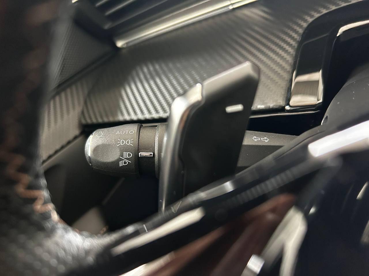 PEUGEOT 508 Plug-in Hybrid 225 e-EAT8 SW GT TETTO APRIBILE - 19