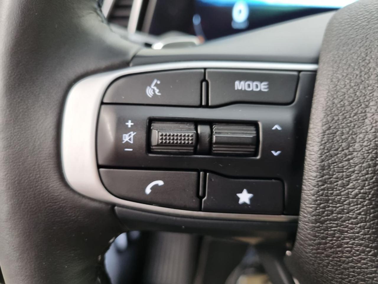 KIA Sportage 1.6 TGDi HEV AT GT-line - 32