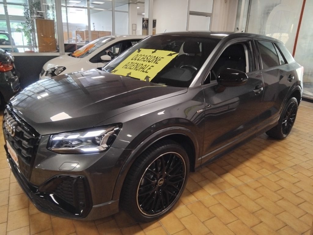 AUDI Q2 35 TDI S tronic Identity Black MATRIX 19 - 3