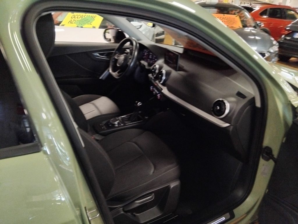 AUDI Q2 35 TFSI S tronic Admired Advanced MATRIX VIDEO - 13