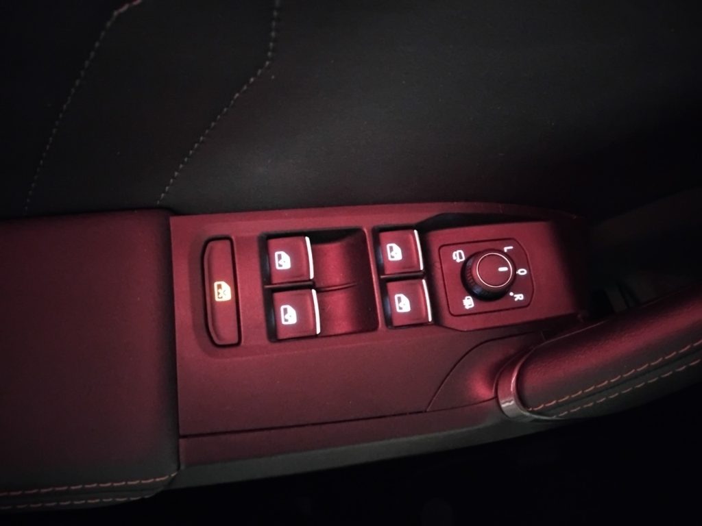 CUPRA Formentor 1.5 TSI DSG TETTO VIDEO SEDILI BUCKET - 39