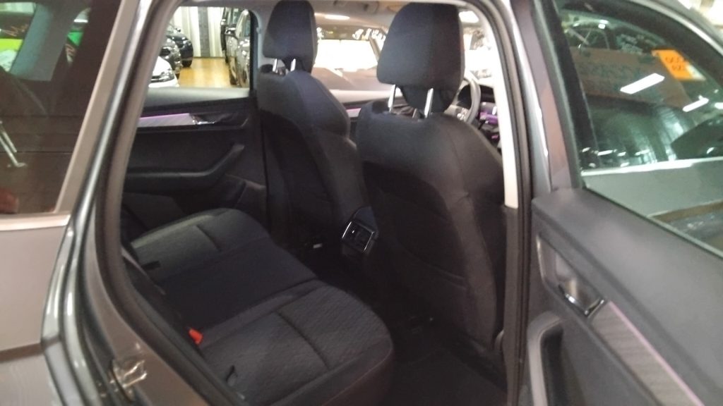 SKODA Karoq 2.0 TDI SCR 4x4 DSG Style C/GRIMALDI SPECIAL DAY - 12