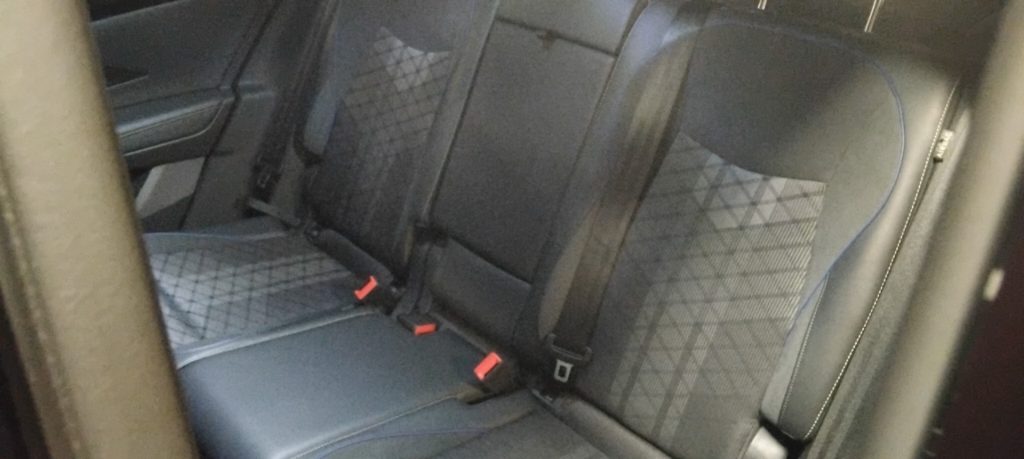 VOLKSWAGEN Tiguan 2.0 TDI 150 CV DSG R-Line C/GRIMALDI SP.DAY - 8