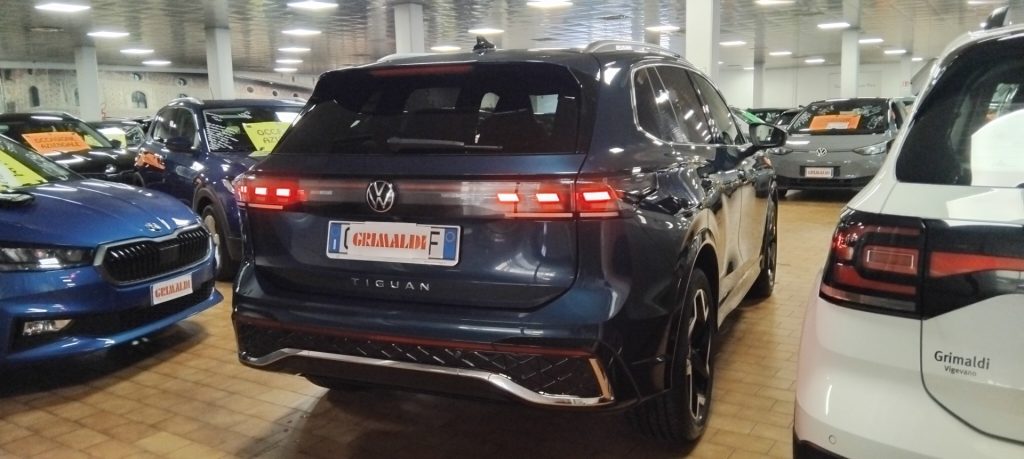 VOLKSWAGEN Tiguan 2.0 TDI 150 CV DSG R-Line C/GRIMALDI SPEC.DAY - 8