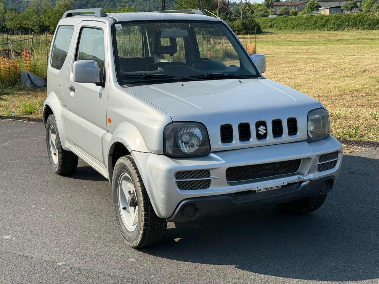 Jimny 1.3i 16V cat 4WD JLX - immagine 1