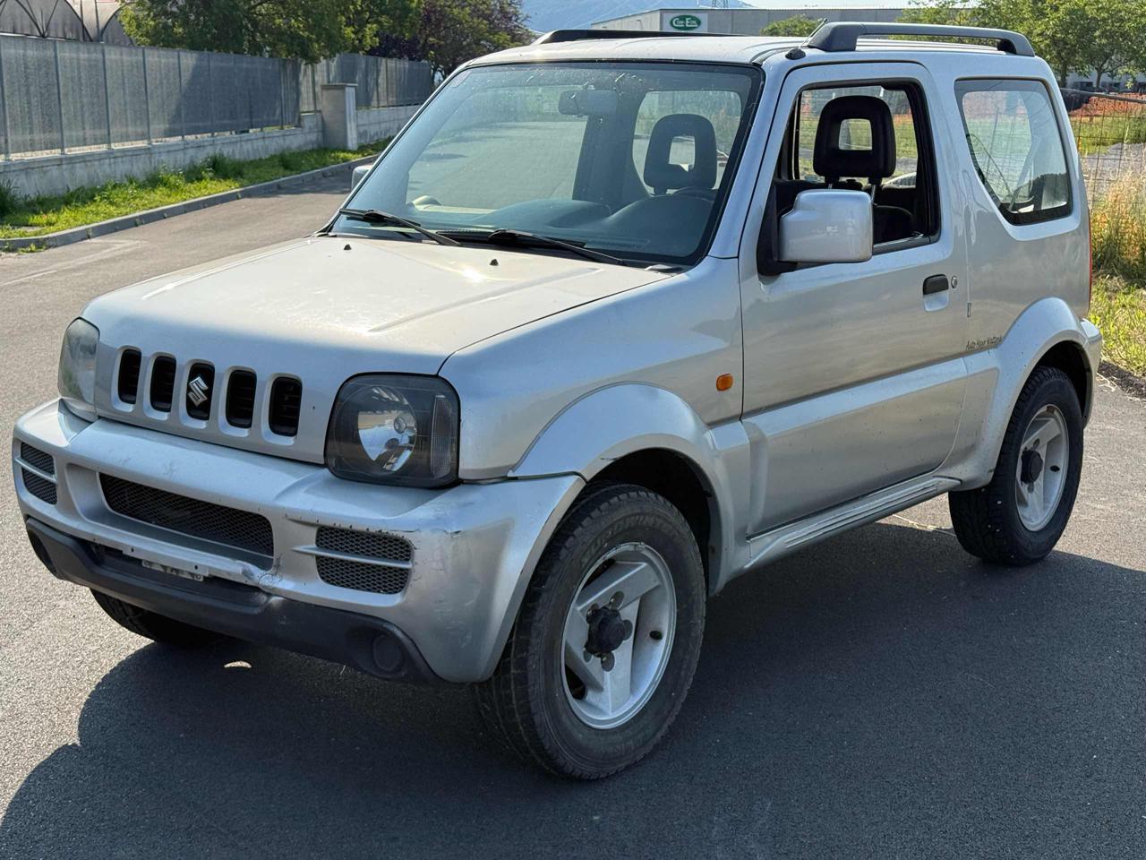 Jimny 1.3i 16V cat 4WD JLX - immagine 3