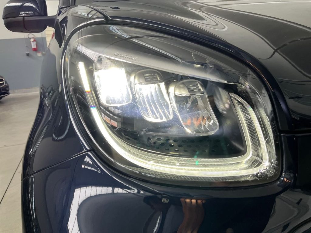 SMART ForTwo Cabrio EQ suitered 4,6 kw - 16