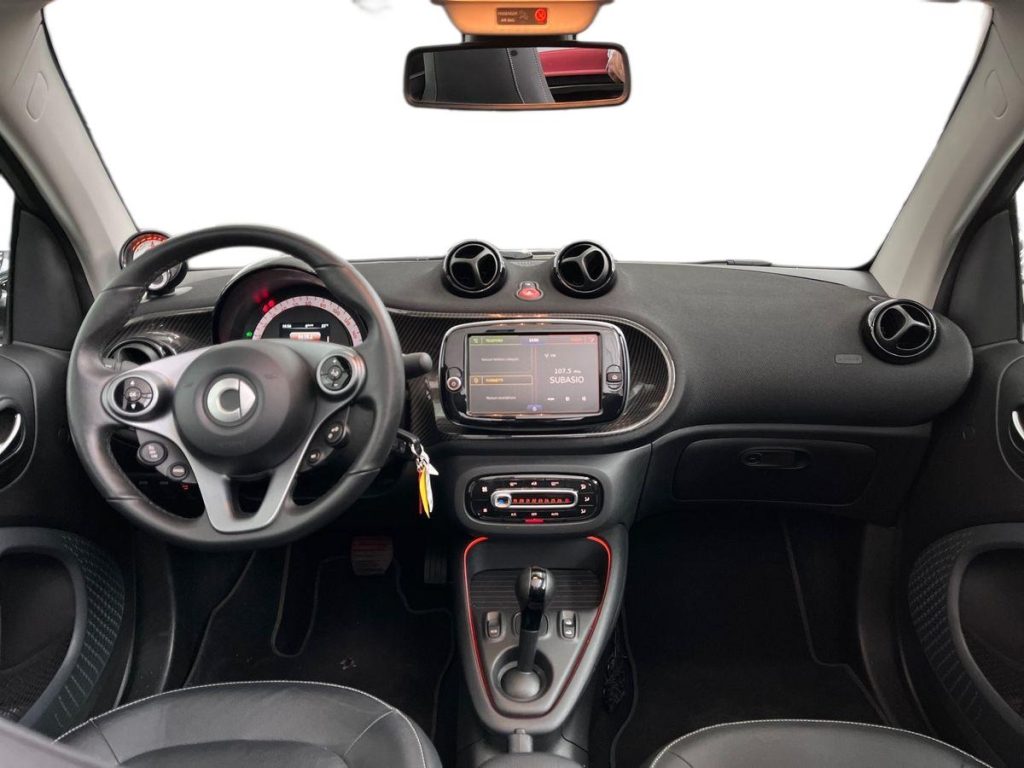 SMART ForTwo Cabrio EQ suitered 4,6 kw - 9