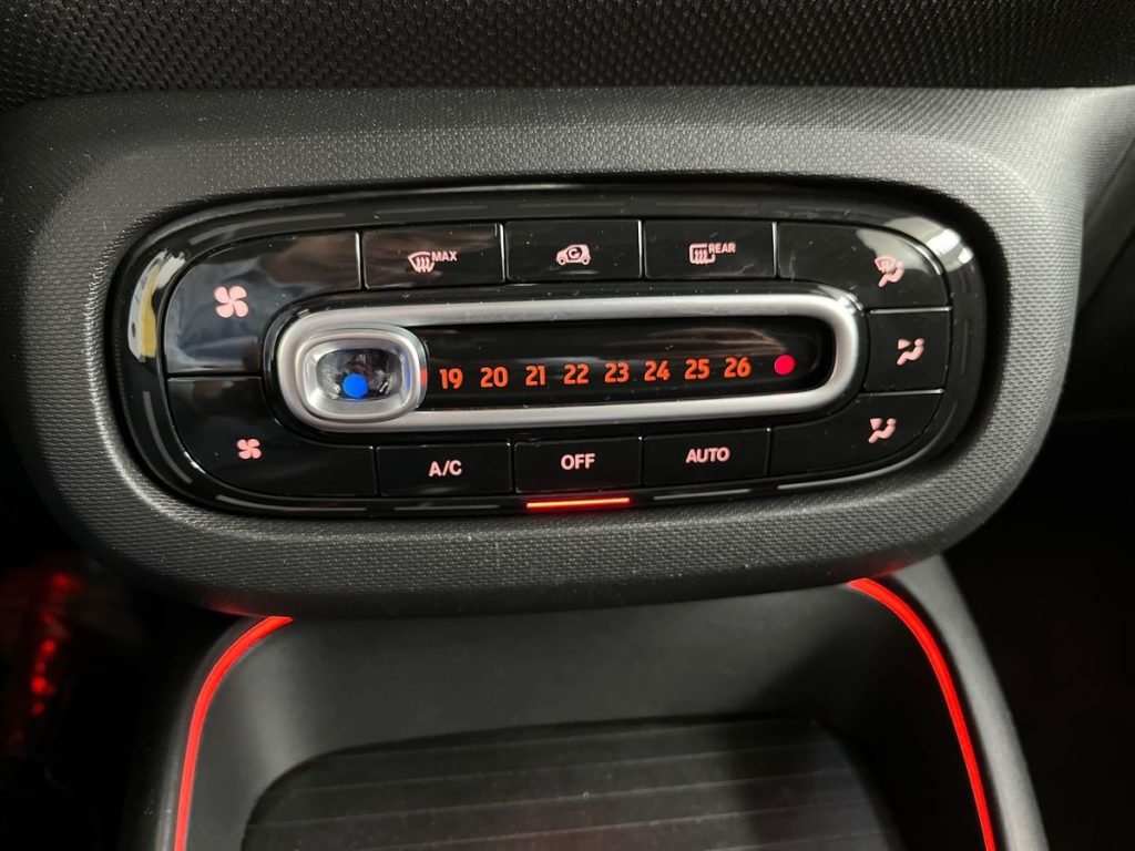 SMART ForTwo Cabrio EQ suitered 4,6 kw - 13