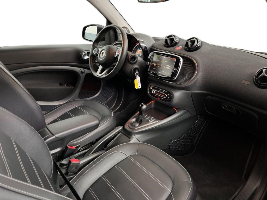 SMART ForTwo Cabrio EQ suitered 4,6 kw - 15