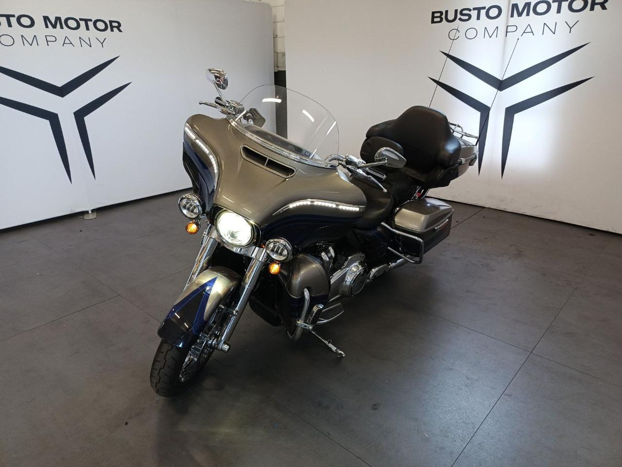 HARLEY-DAVIDSON FLTRXS Road Glide ROAD GLIDE FLTRXSE - 2