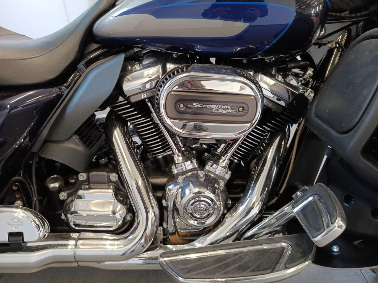 HARLEY-DAVIDSON FLTRXS Road Glide ROAD GLIDE FLTRXSE - 8