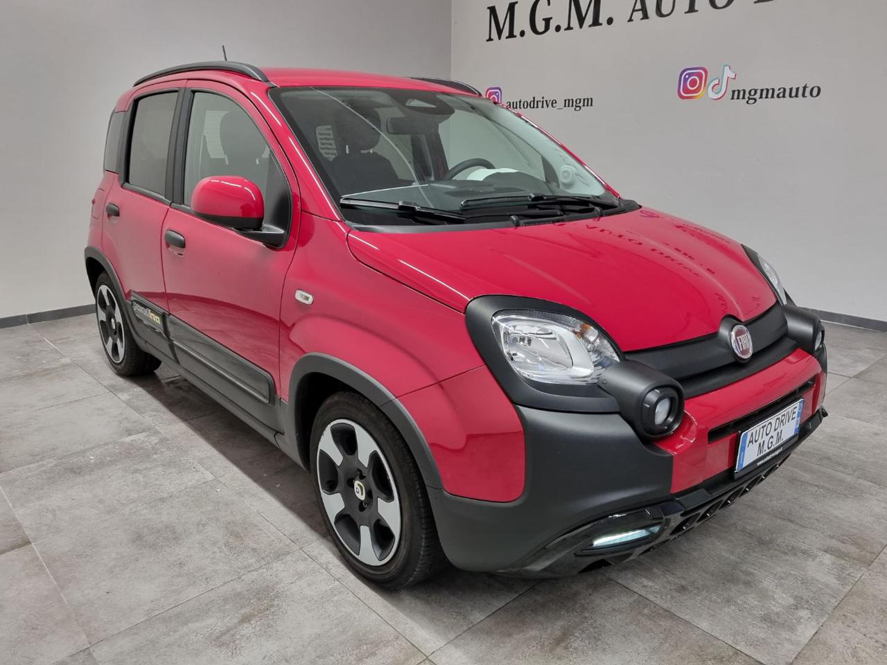 FIAT Panda 1.0 FireFly S&S Hybrid Pandina - 27