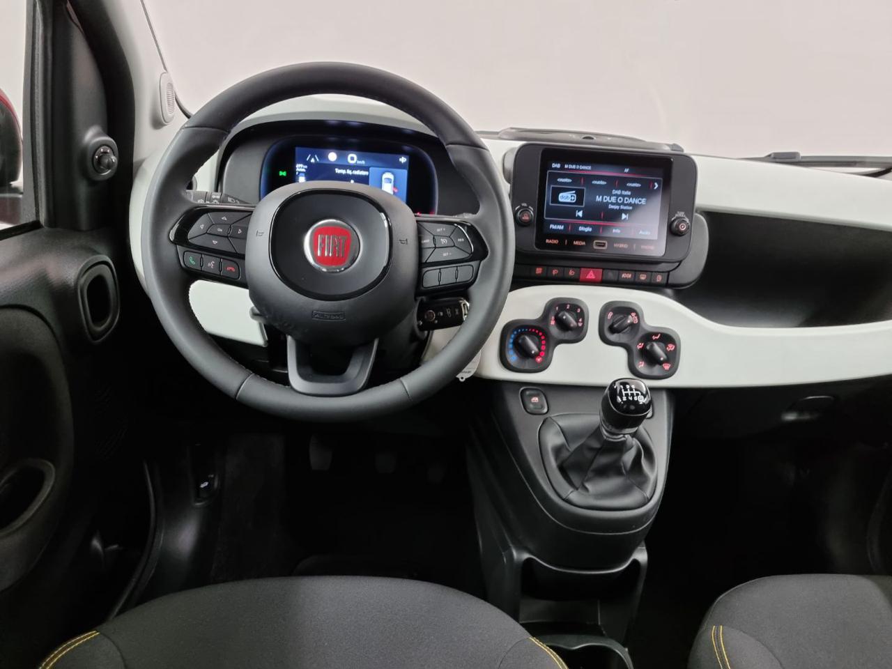 FIAT Panda 1.0 FireFly S&S Hybrid Pandina - 24
