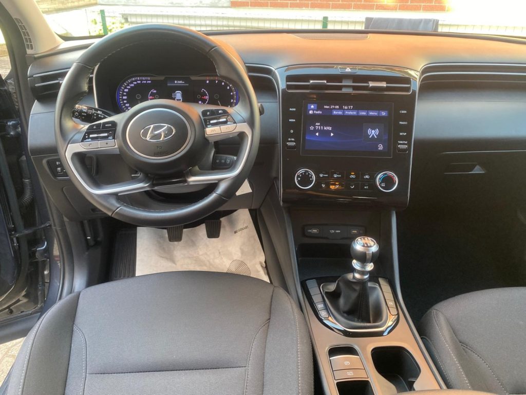 HYUNDAI Tucson 1.6 T-GDI 150 CV KLASS - 16