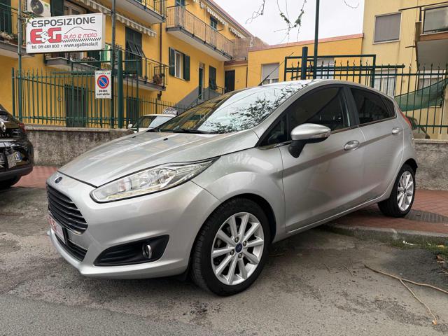 FORD Fiesta Argento metallizzato