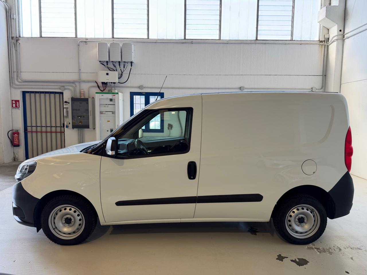 FIAT Doblo Doblò 1.6 MJT 105CV S&S PC-TN Cargo Trekking - 2