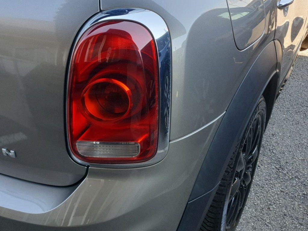 MINI Countryman 2.0 Cooper D Business Countryman Aut. - 6