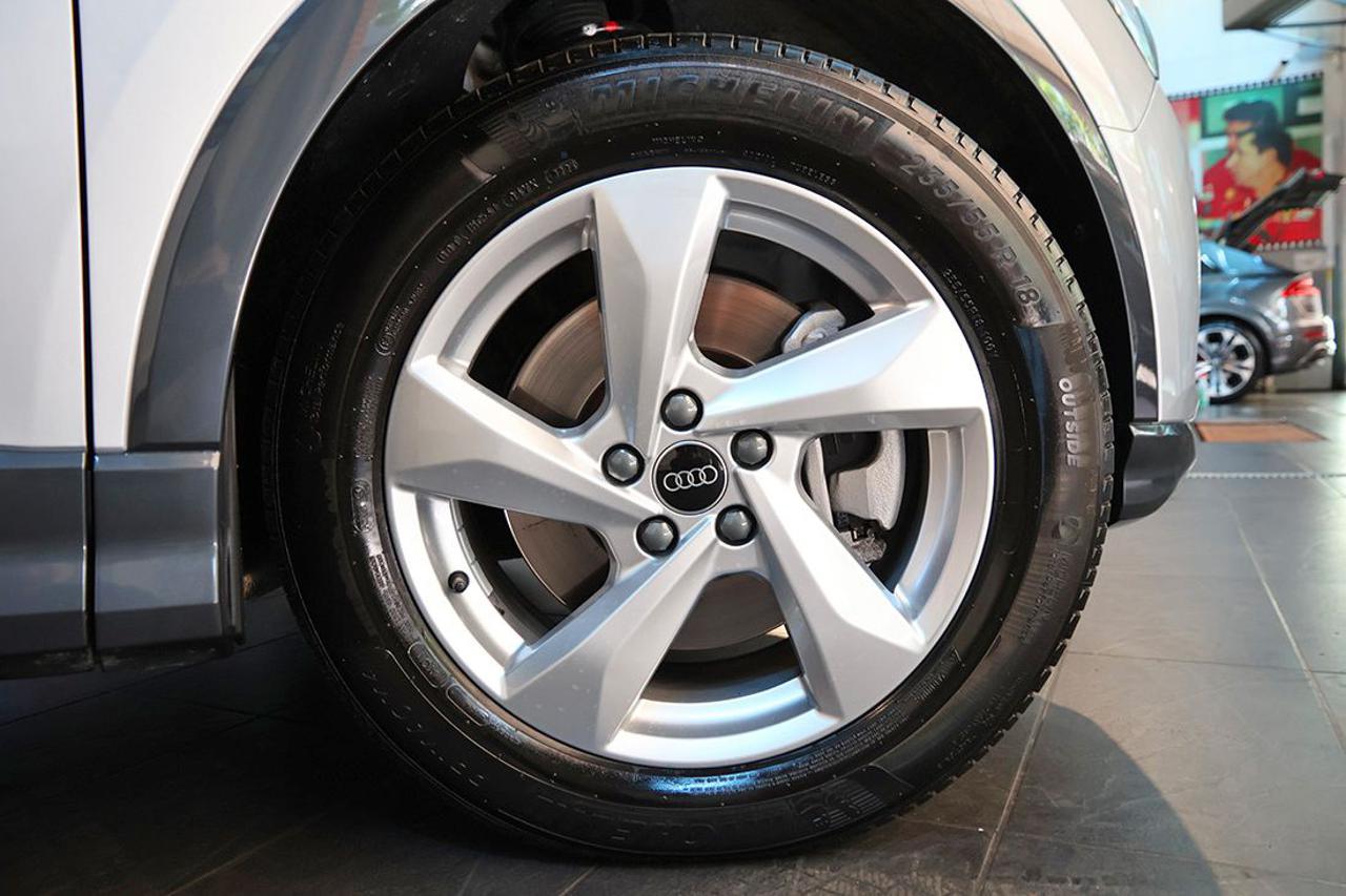 AUDI Q3 40 TFSI Quattro S-Tronic Business Advanced - 6