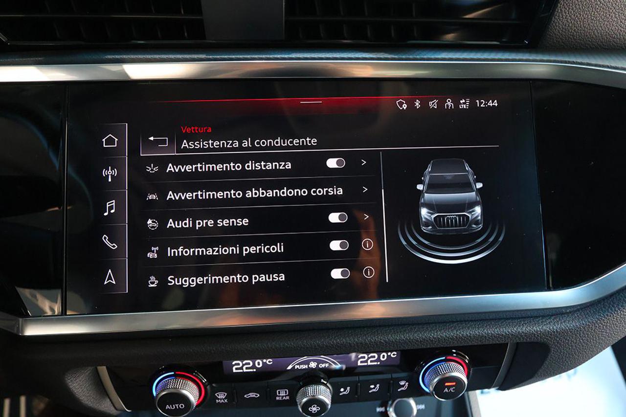 AUDI Q3 40 TFSI Quattro S-Tronic Business Advanced - 26