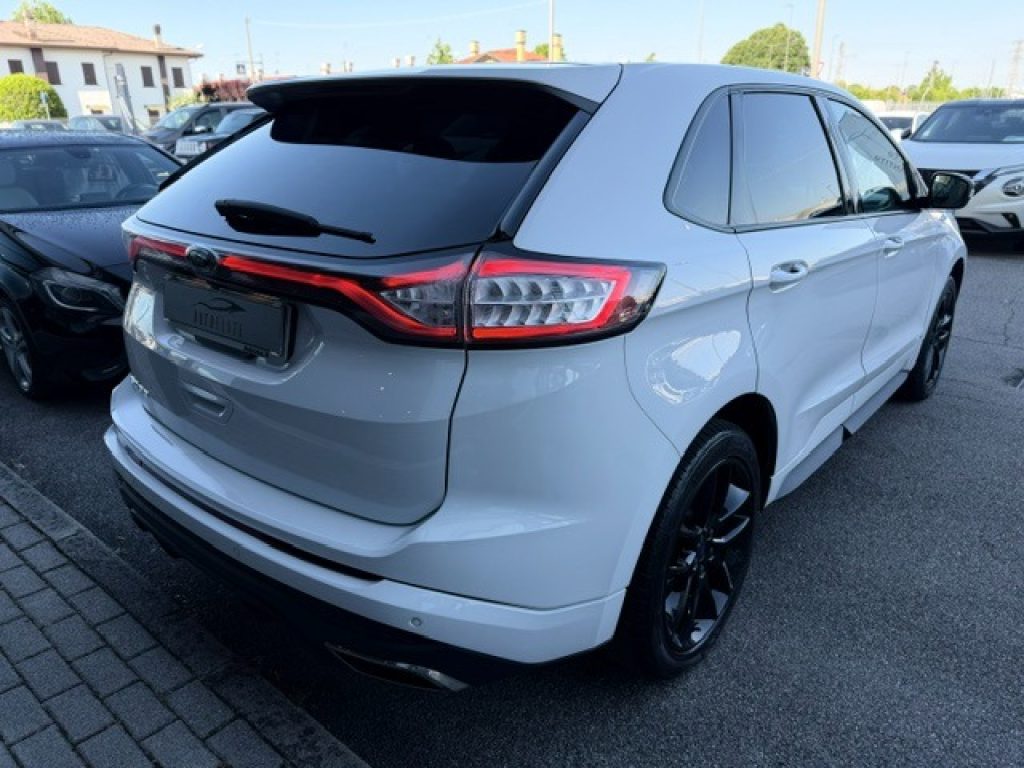 Clicca per ingrandire Edge - 2.0 TDCI 210 CV AWD S&S Powershift ST Line