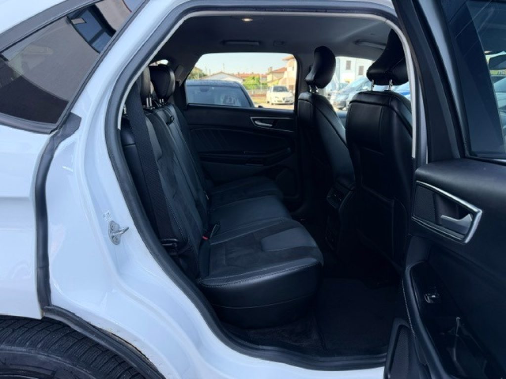 Clicca per ingrandire Edge - 2.0 TDCI 210 CV AWD S&S Powershift ST Line