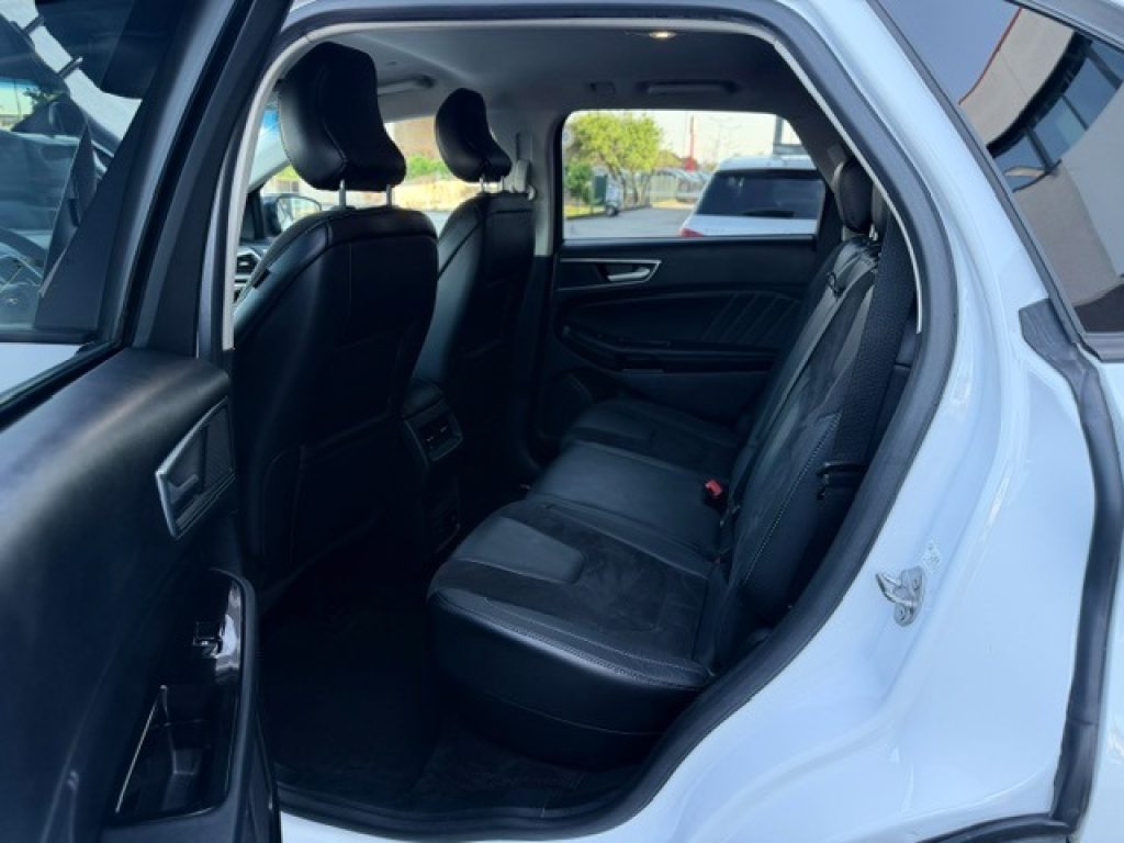 Clicca per ingrandire Edge - 2.0 TDCI 210 CV AWD S&S Powershift ST Line