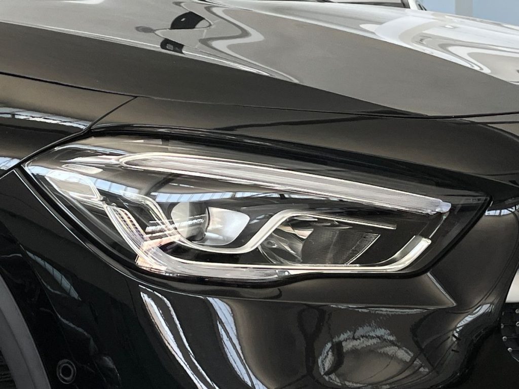 MERCEDES-BENZ GLA 180 Automatic Premium - 7