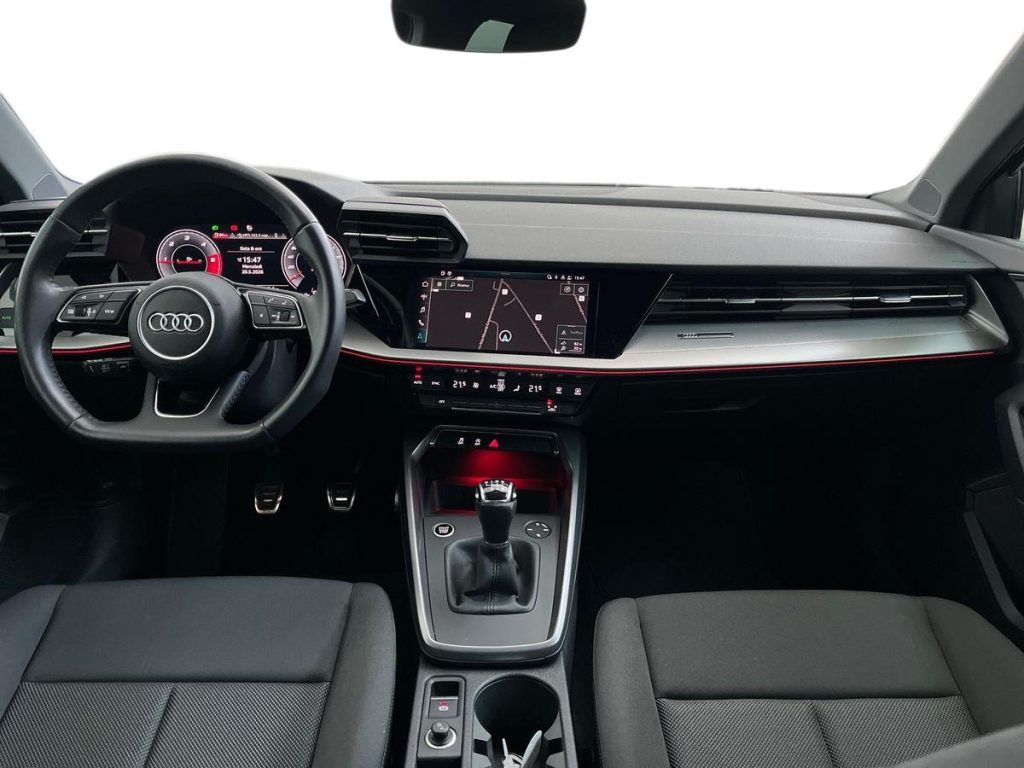AUDI A3 Sportback 30 2.0 TDI Business Advanced - 9