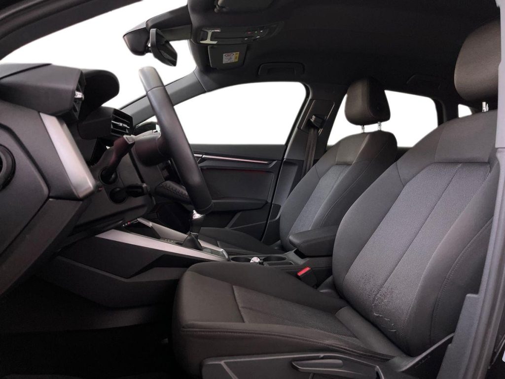 AUDI A3 Sportback 30 2.0 TDI Business Advanced - 10
