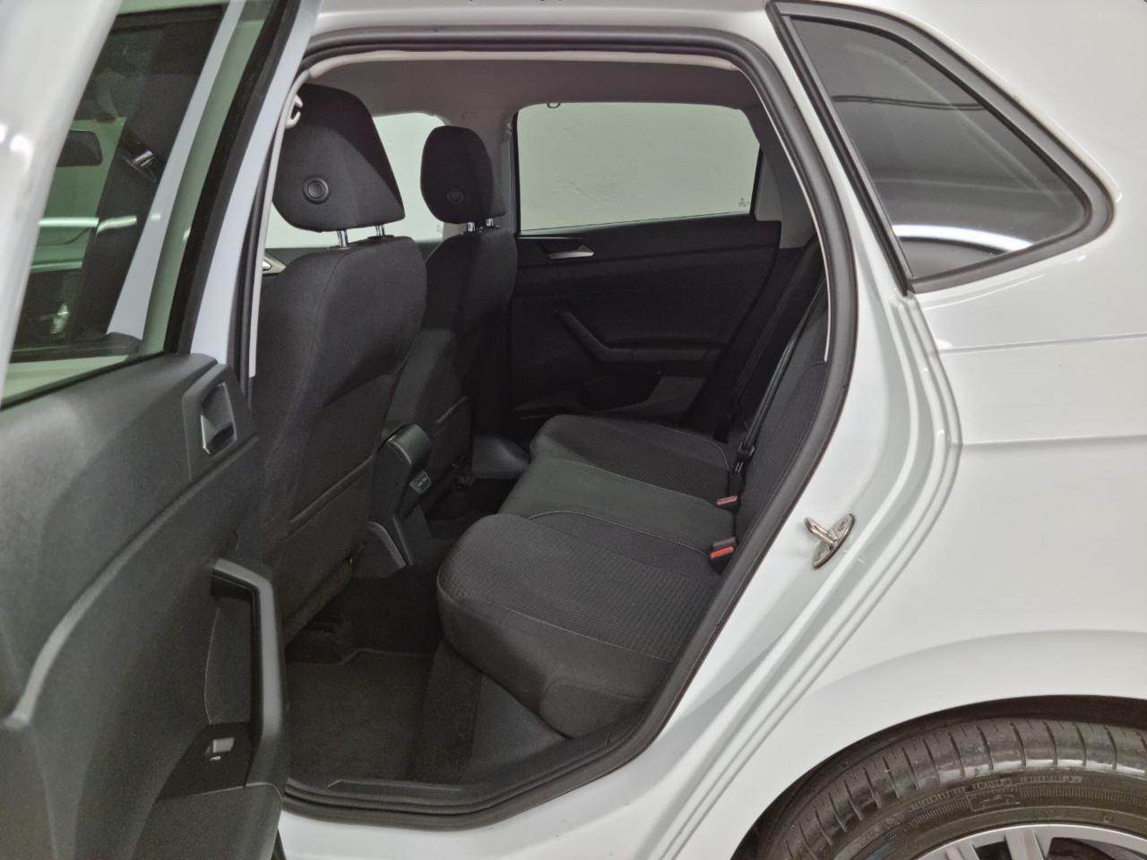 VOLKSWAGEN Polo 1.0 TSI DSG R-Line - 10