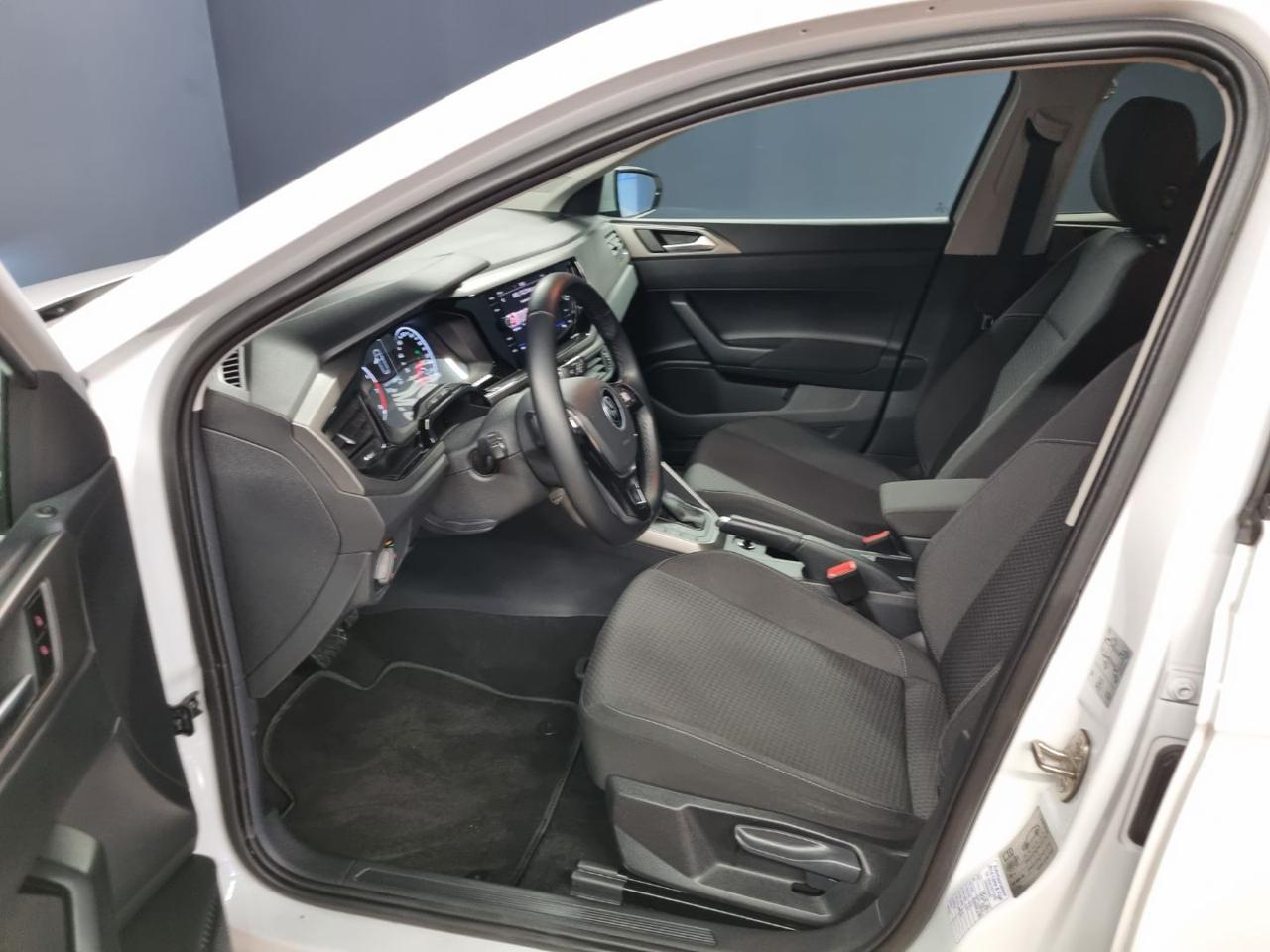 VOLKSWAGEN Polo 1.0 TSI DSG R-Line - 10