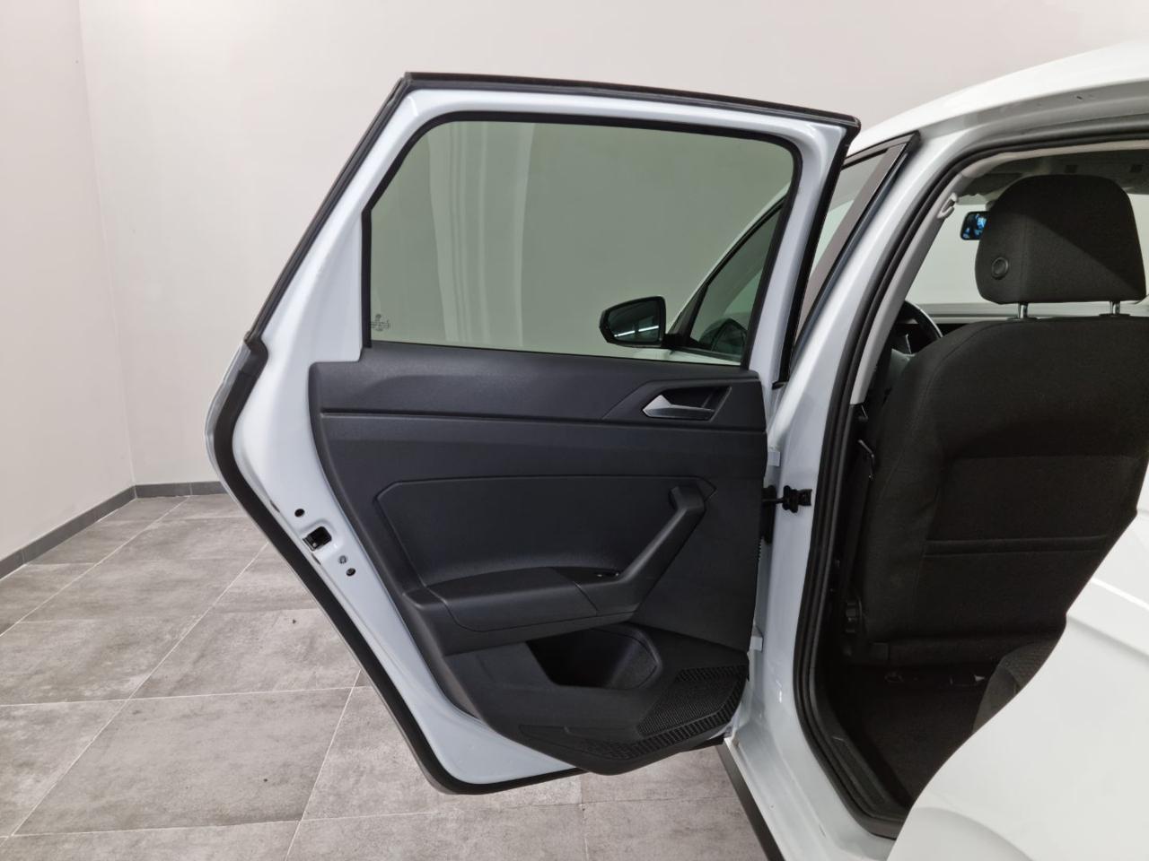 VOLKSWAGEN Polo 1.0 TSI DSG R-Line - 30
