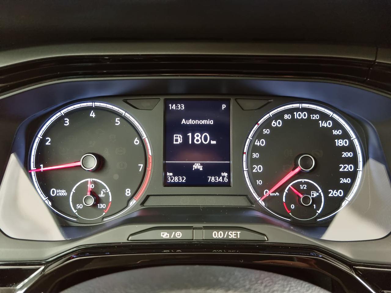VOLKSWAGEN Polo 1.0 TSI DSG R-Line - 6
