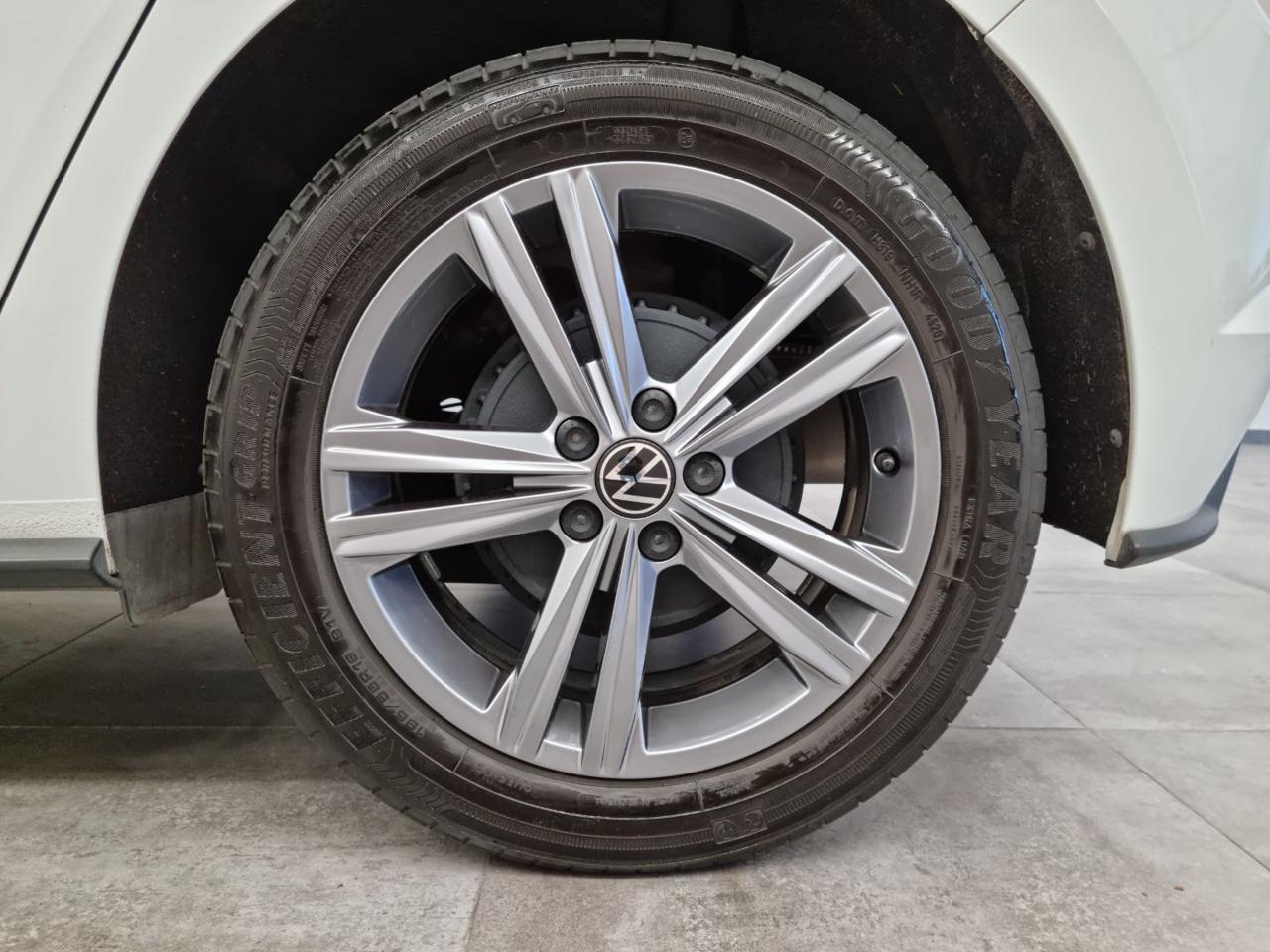 VOLKSWAGEN Polo 1.0 TSI DSG R-Line - 15