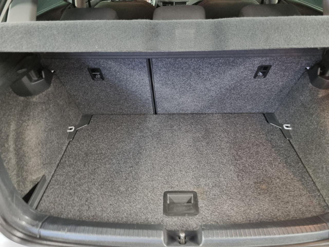 VOLKSWAGEN Polo 1.0 TSI DSG R-Line - 21