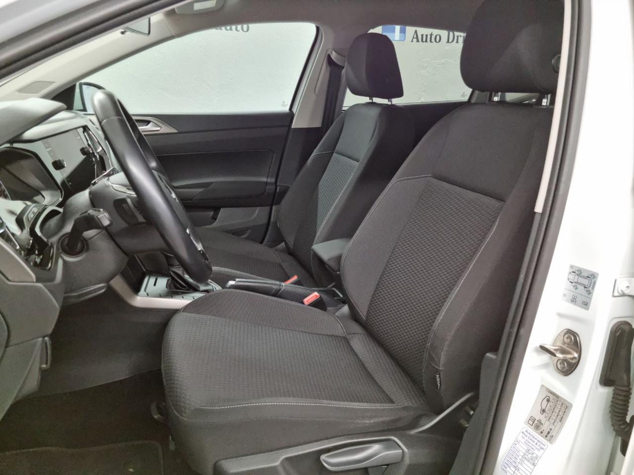VOLKSWAGEN Polo 1.0 TSI DSG R-Line - 29