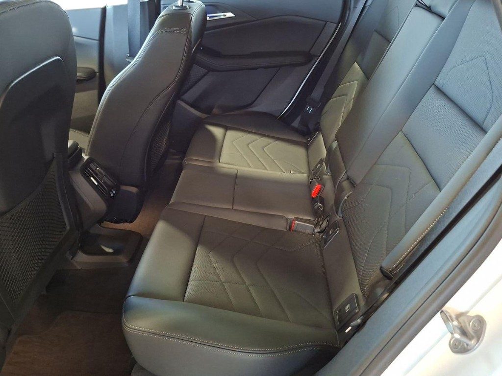 BMW 223 i 48V xDrive Active Tourer - 11