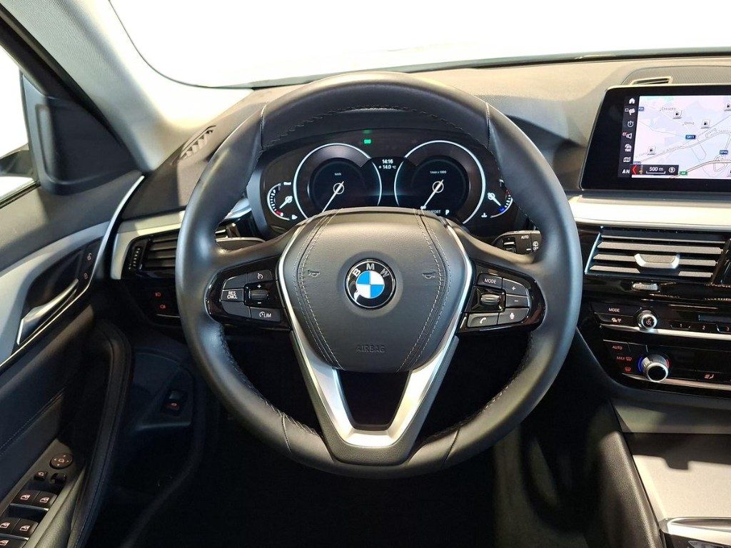 BMW 520 d xDrive Touring Business Aut. - 13