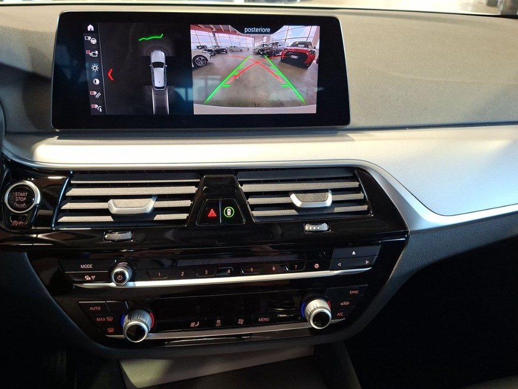 BMW 520 d xDrive Touring Business Aut. - 11