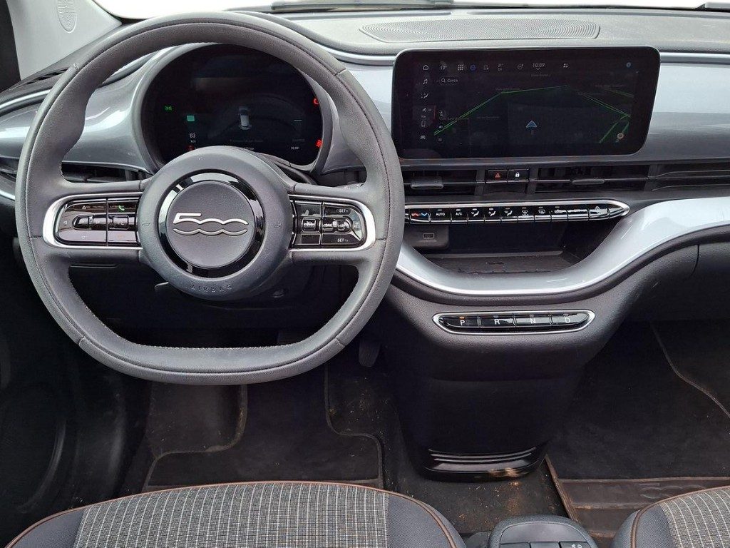 FIAT 500e Cabrio 42 kWh La Prima by Bocelli - 8